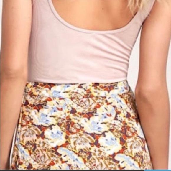 Free People Nadia Floral-Print Ruffle-Hem Skirt size 8 - Picture 3 of 8